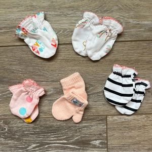 Baby Girl Mitts (5 pack!) 🧺 BUNDLE @ 5 PCS FOR $35 (see below)🧺